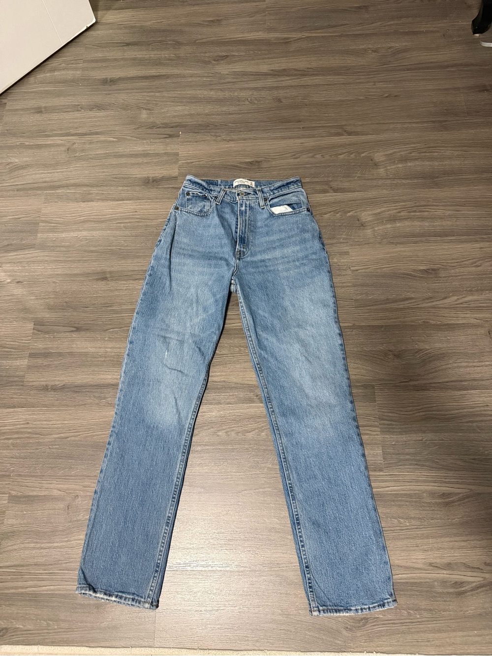 Abercrombie & Fitch Curve Love 90’s Straight Ultra High Rise 26